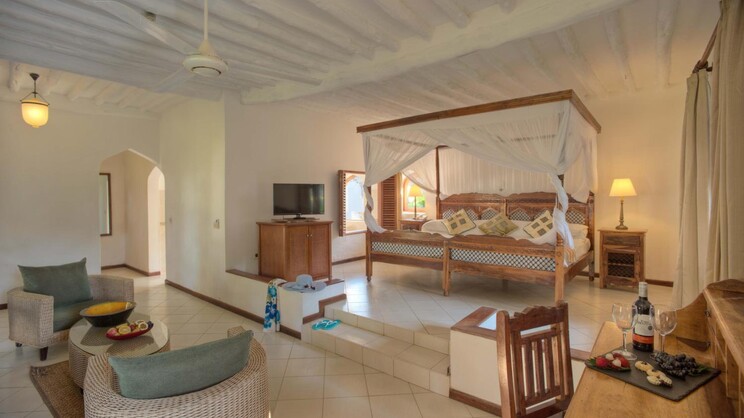 Bluebay Beach Resort & Spa